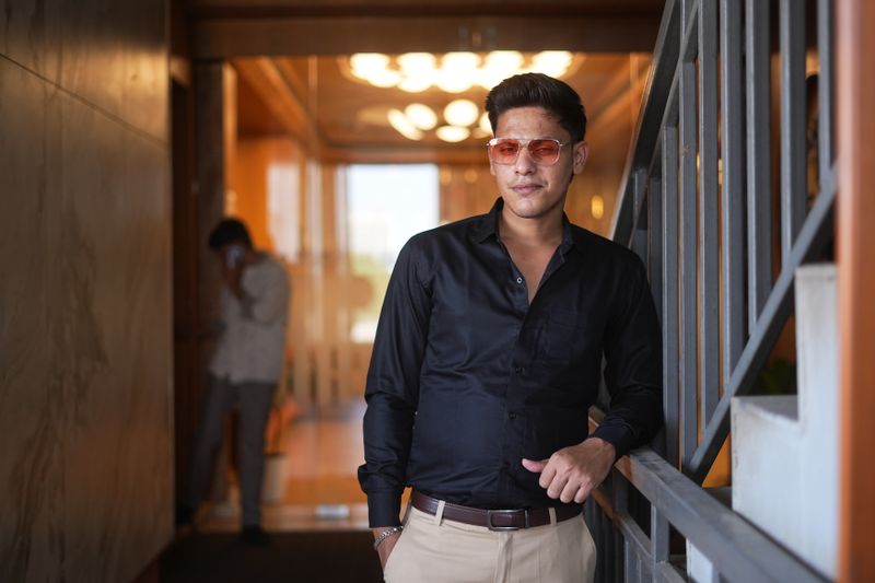 Portrait de Julien Favre, rédacteur spécialiste du tarot